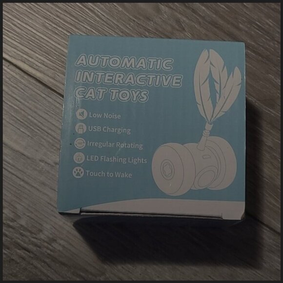 💎2/$18💎 Cat Toy- Flashing lights  New - Rechargable Interactive USB LED - Picture 4 of 4